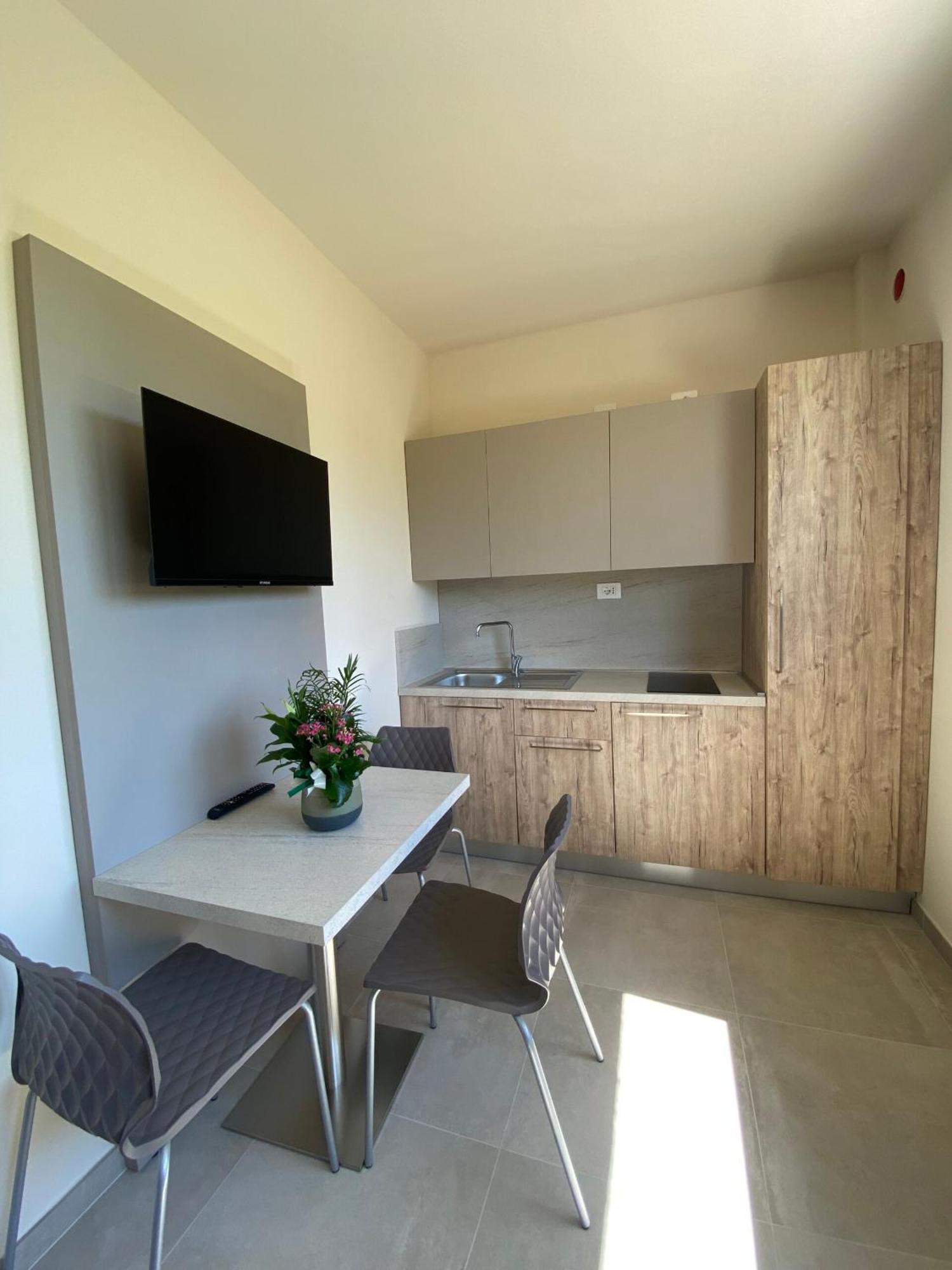 Residence Montefeltro La Torraccia エクステリア 写真