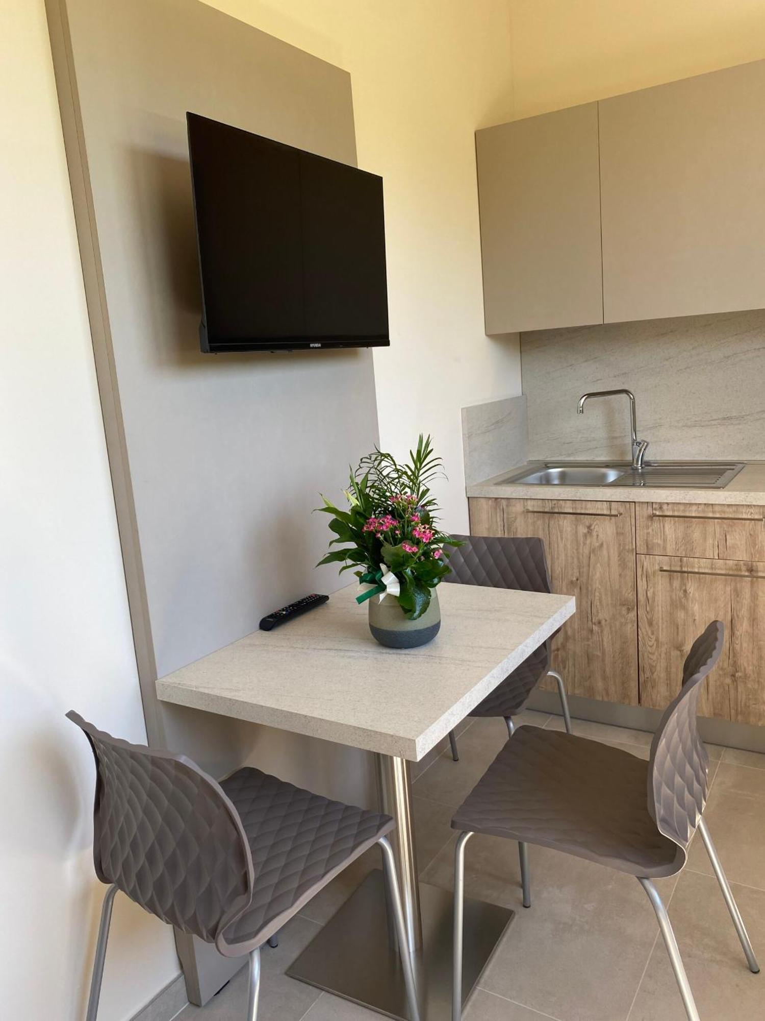 Residence Montefeltro La Torraccia エクステリア 写真